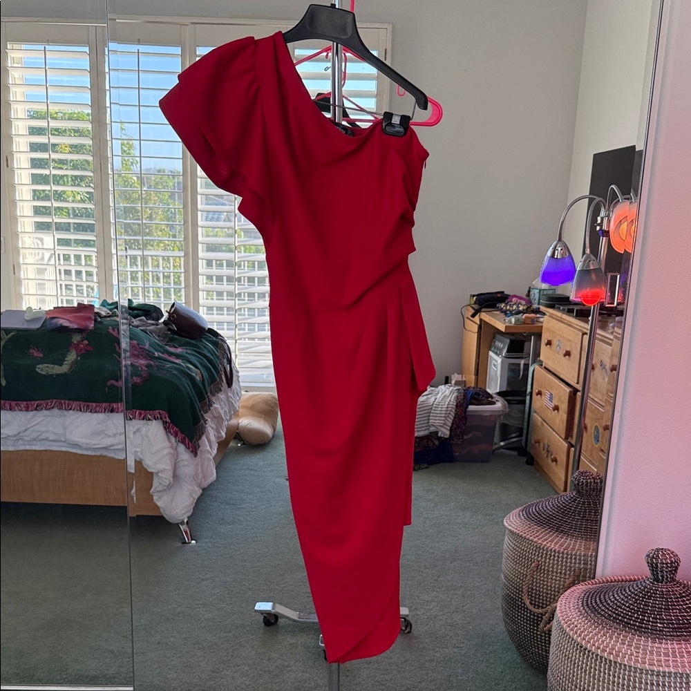 Elegant Red One-Shoulder Dress